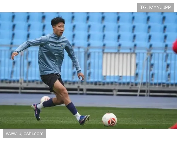 浙江U21新星周祉珩沈超加盟南通